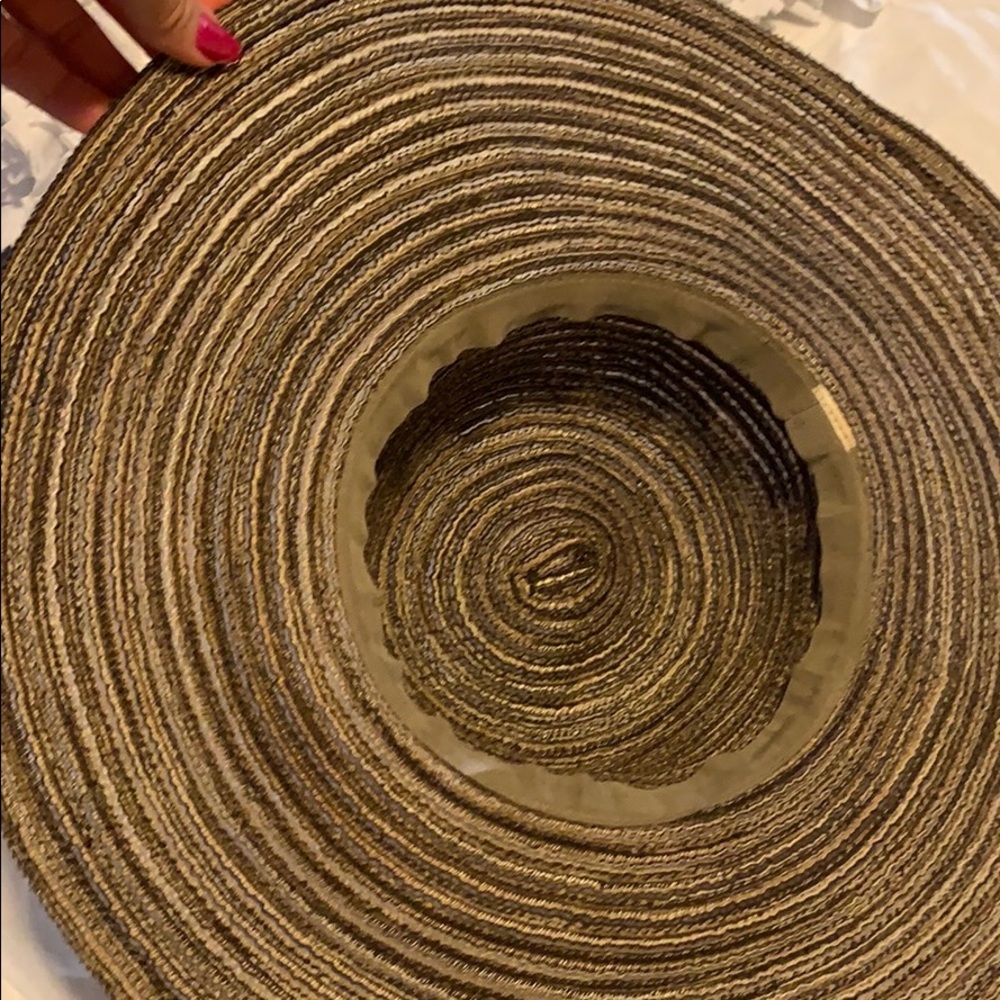 Hat - Picture 3 of 8